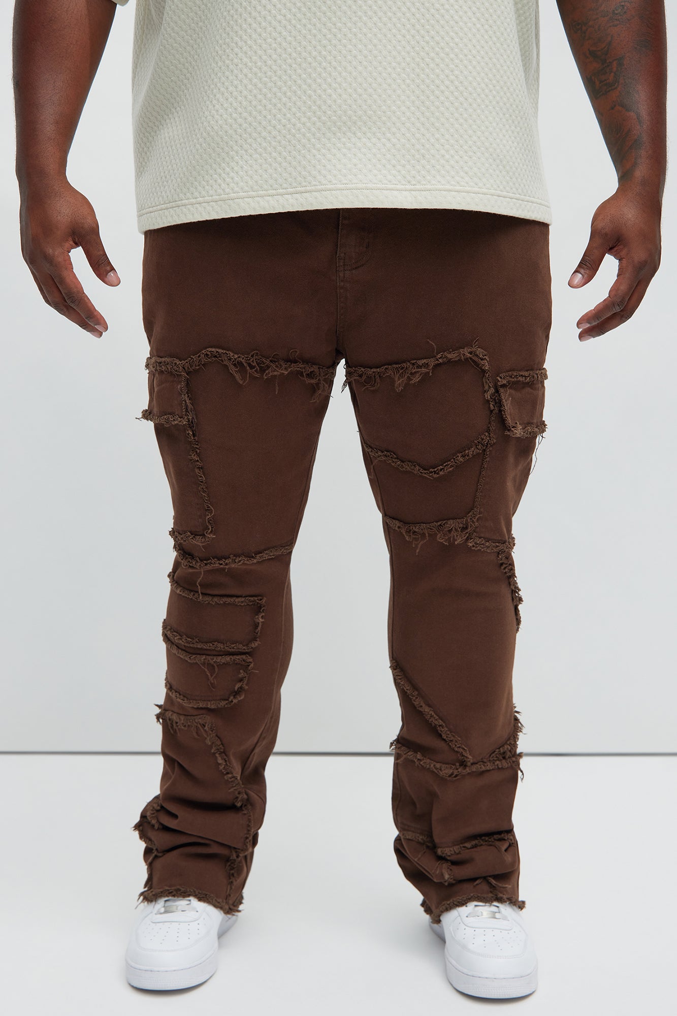 Trapping Frayed Stacked Skinny Flare Pants - Chocolate