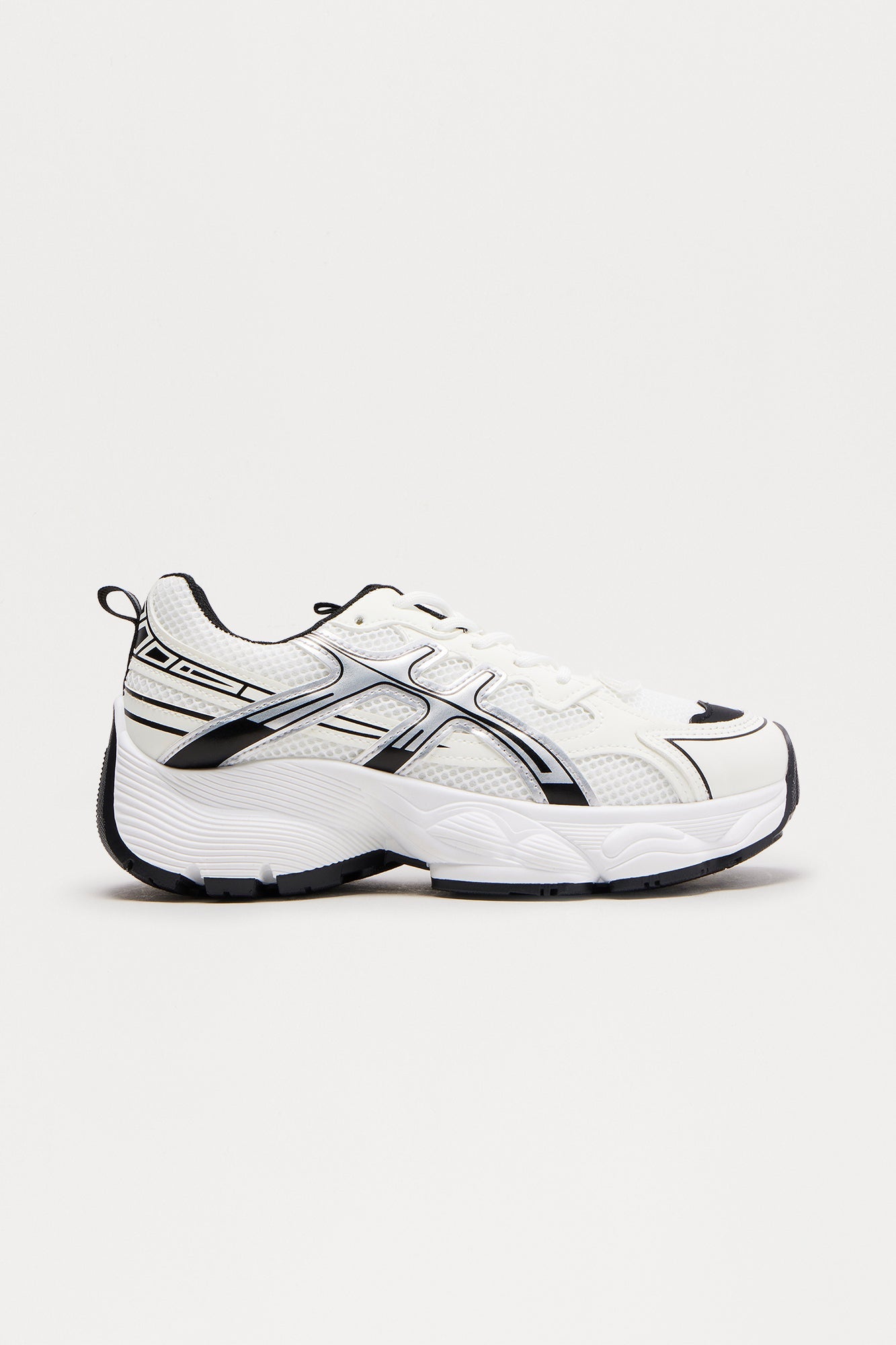 Extra Mile Platform Sneakers - Black/White