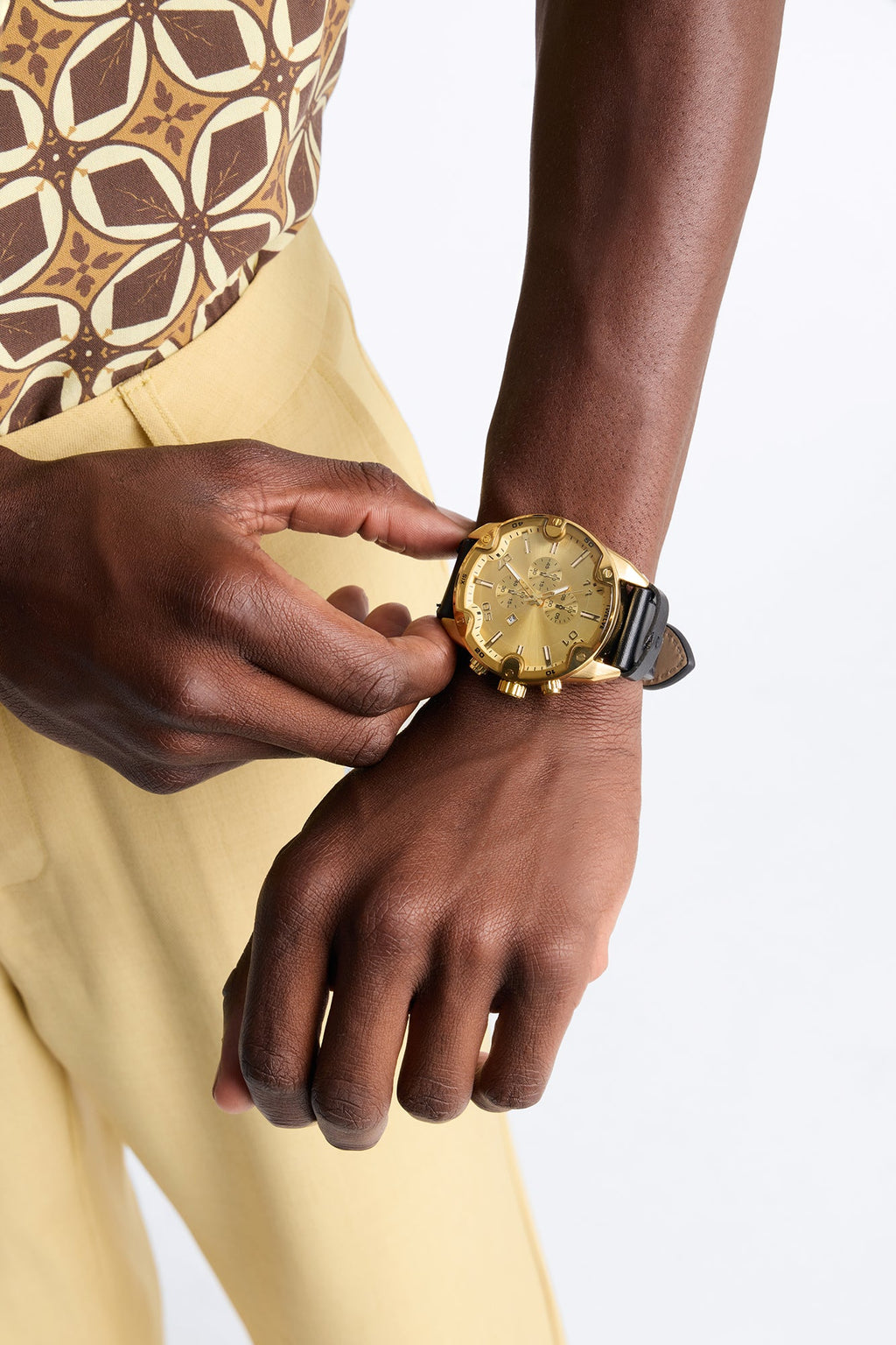 Apex Chronograph Watch - Gold/Black