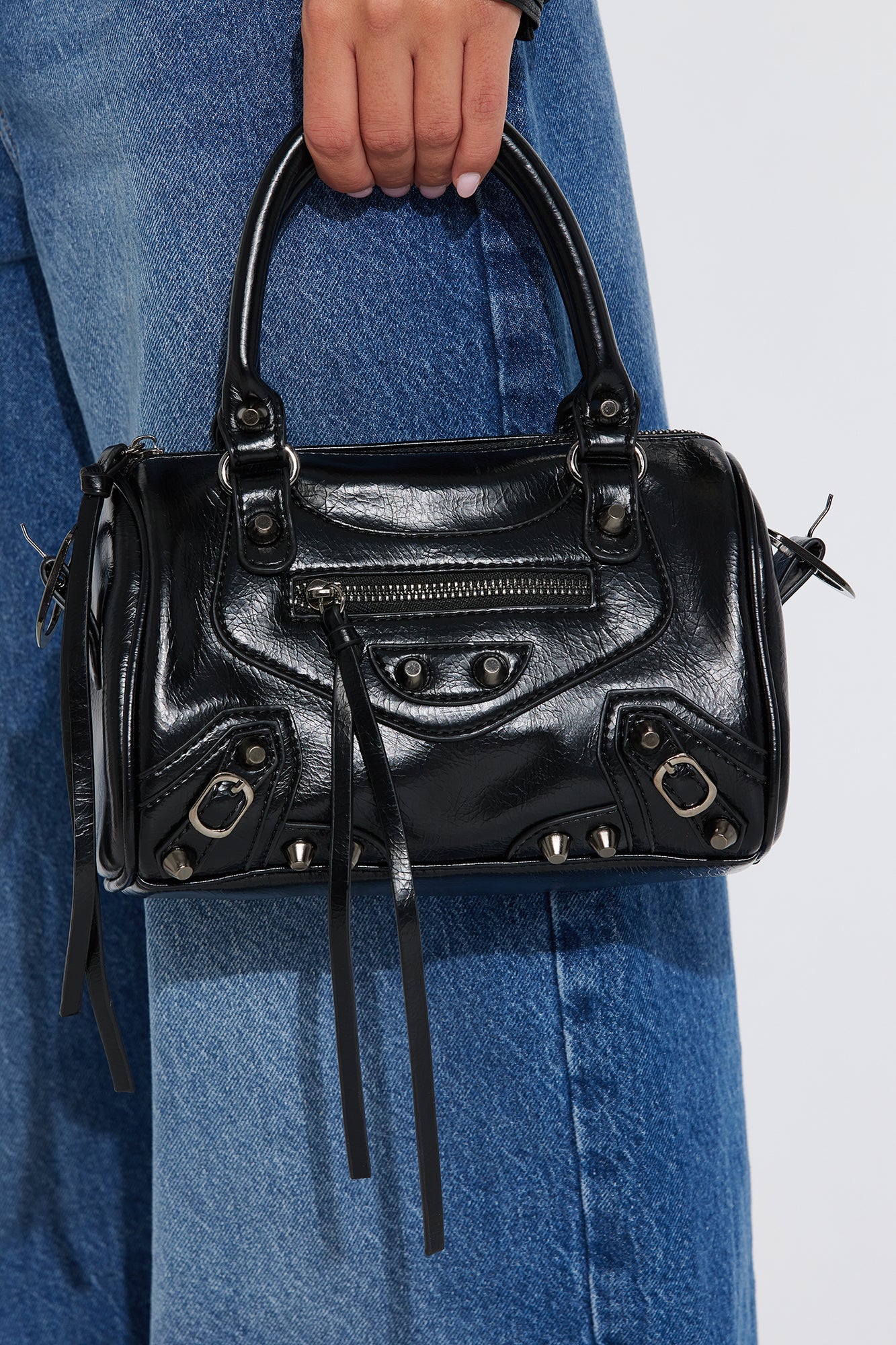 High Ratings Handbag - Black