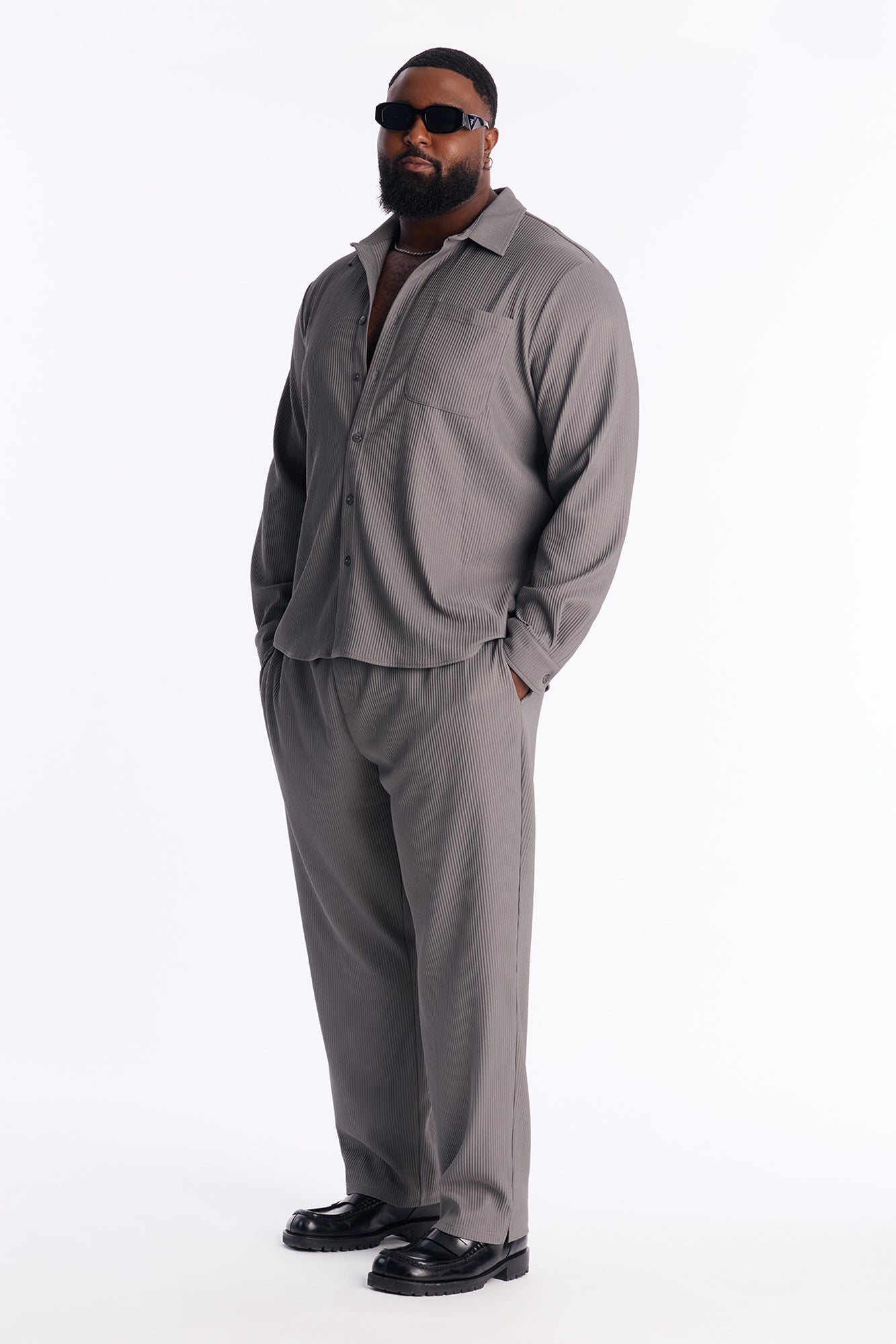 Show Up Slim Slit Pants - Dark Grey