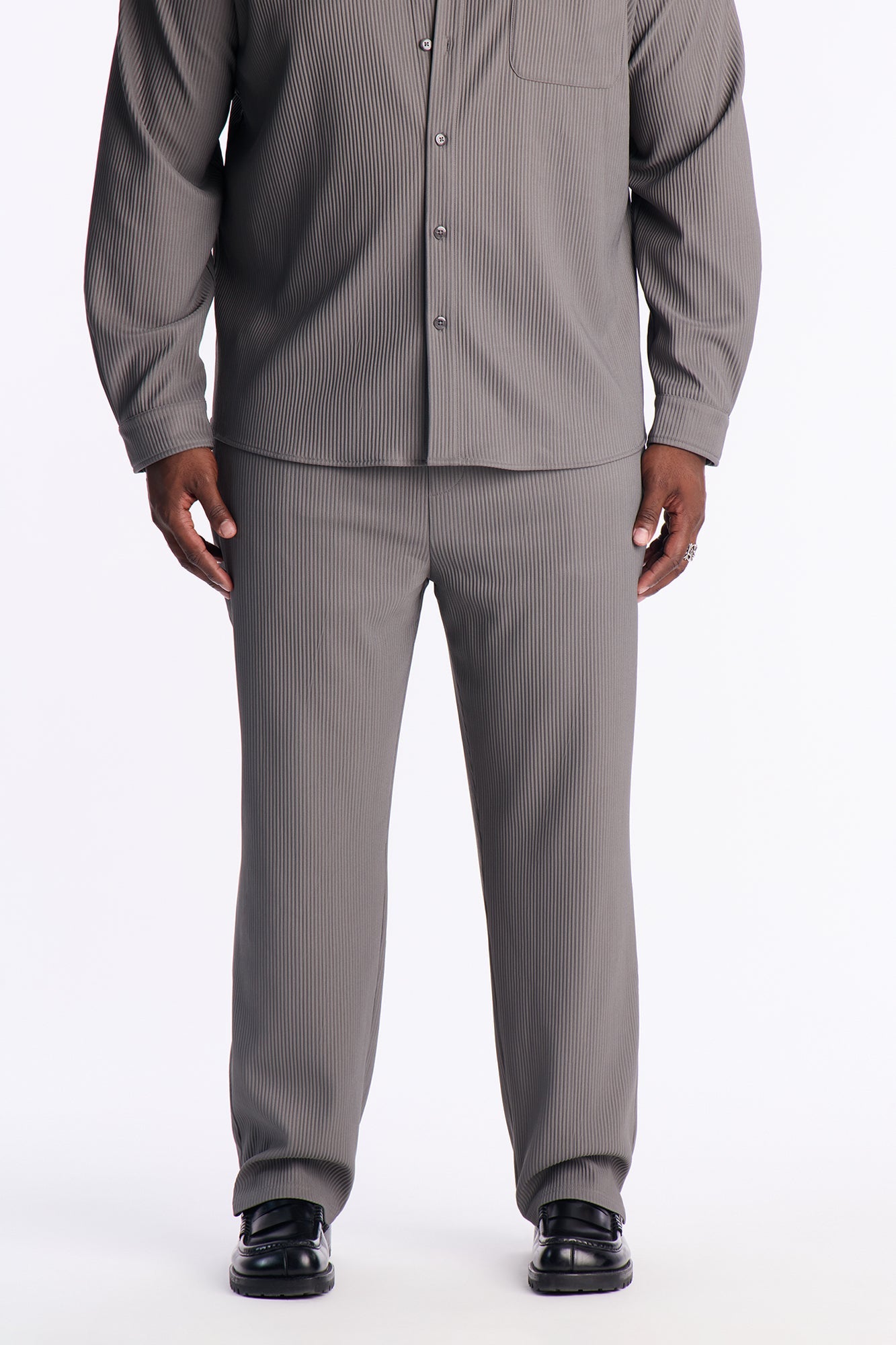 Show Up Slim Slit Pants - Dark Grey